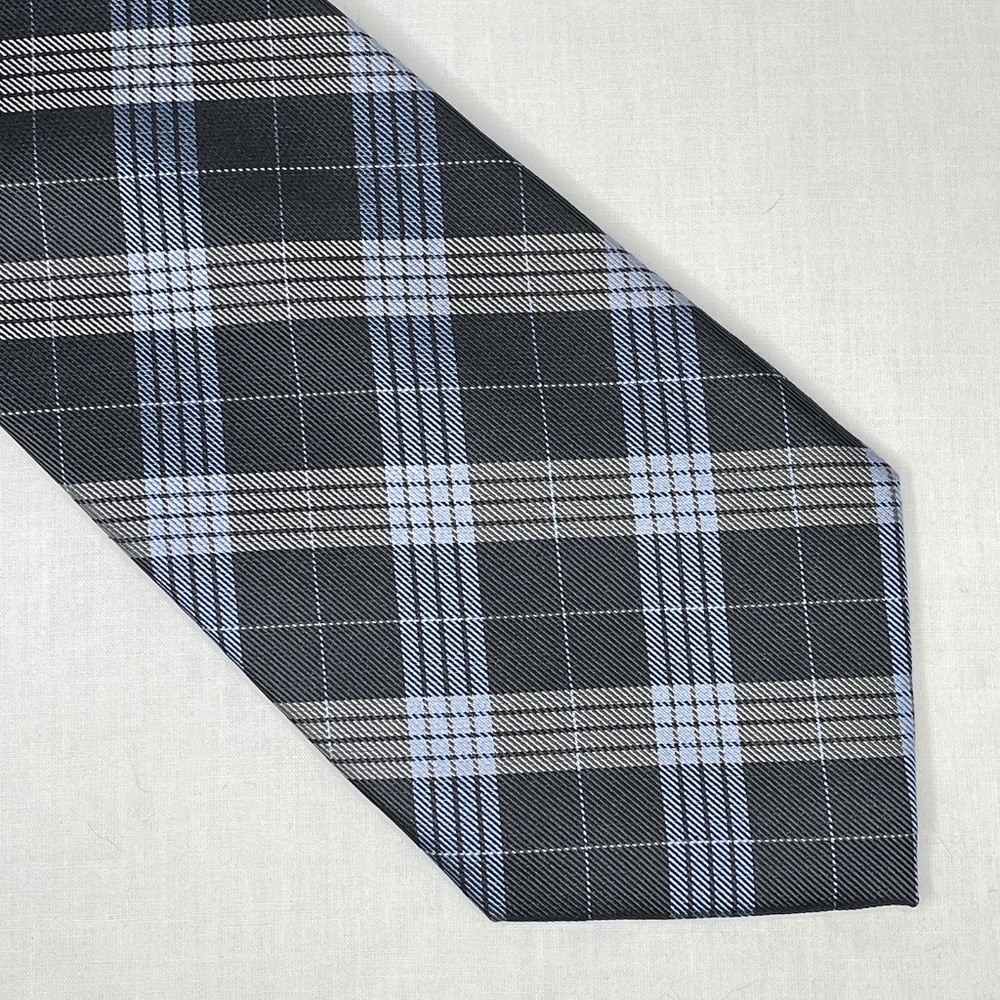 CHAPS Ralph Lauren Plaid Silk Tie Blue and Gray 57” x 3.5”